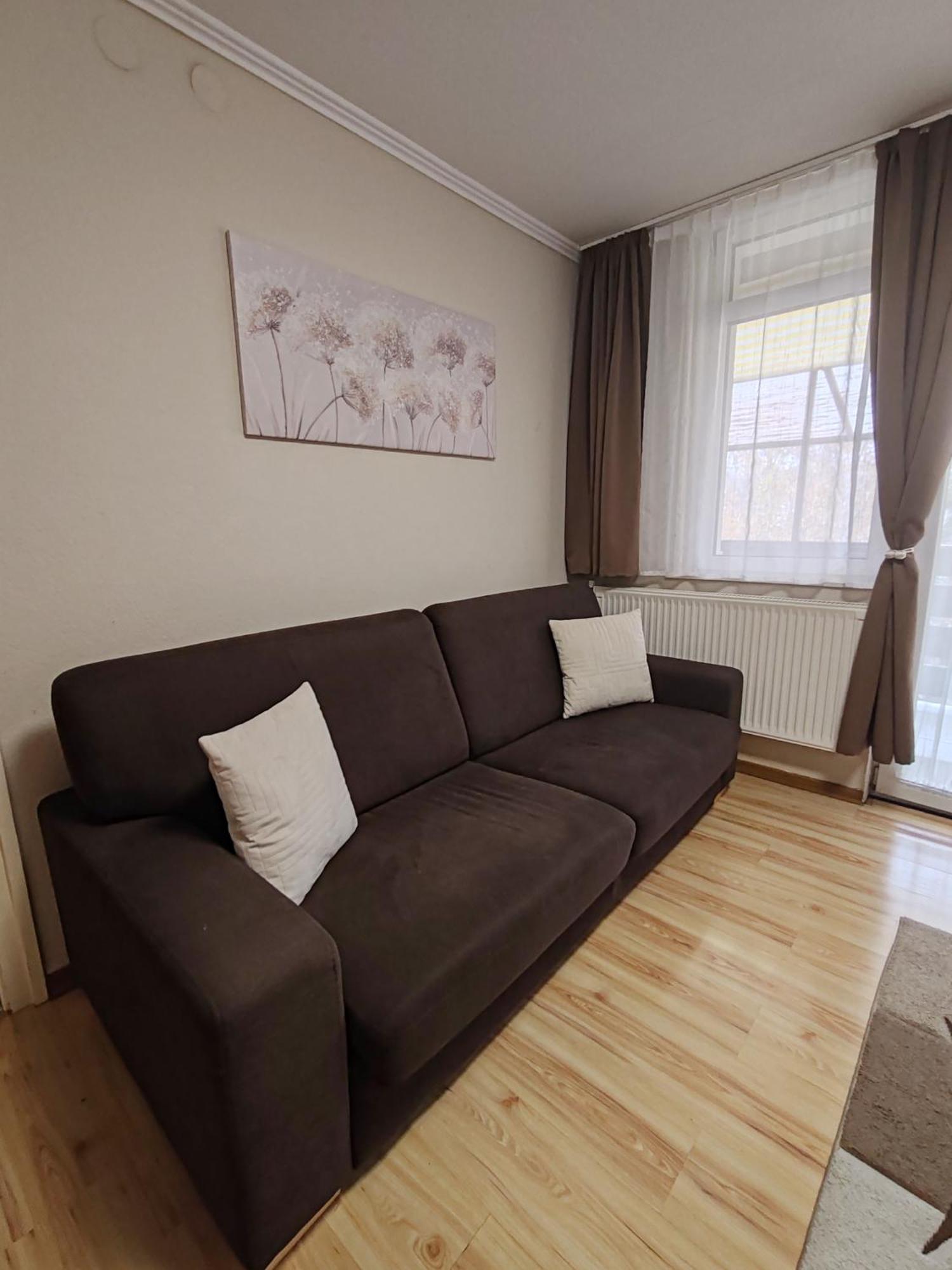 To Apartman Gunarasfuerdo Dombóvár الغرفة الصورة